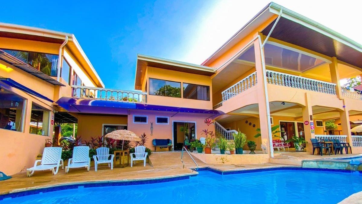 Hotel Beachfront Vista Hermosa — Hotel