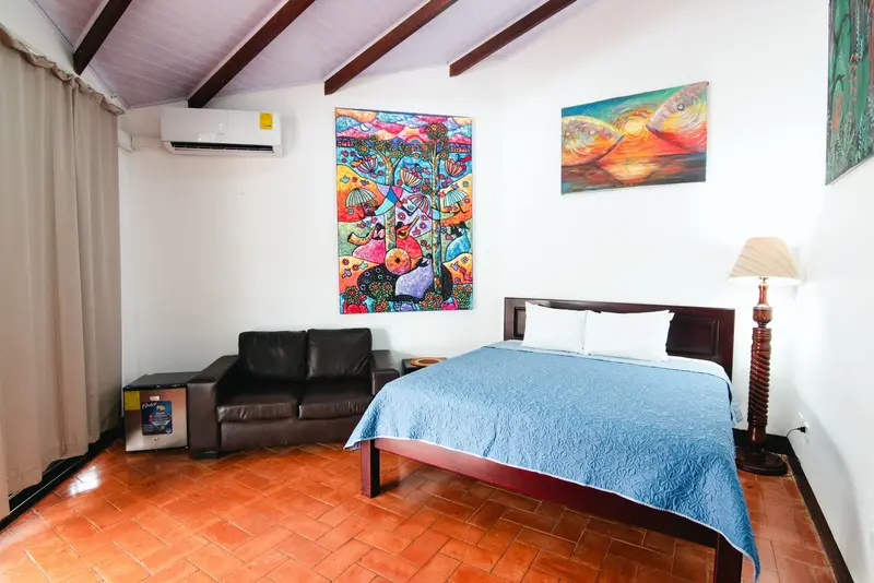 Junior suite with a double bed and sitting area
