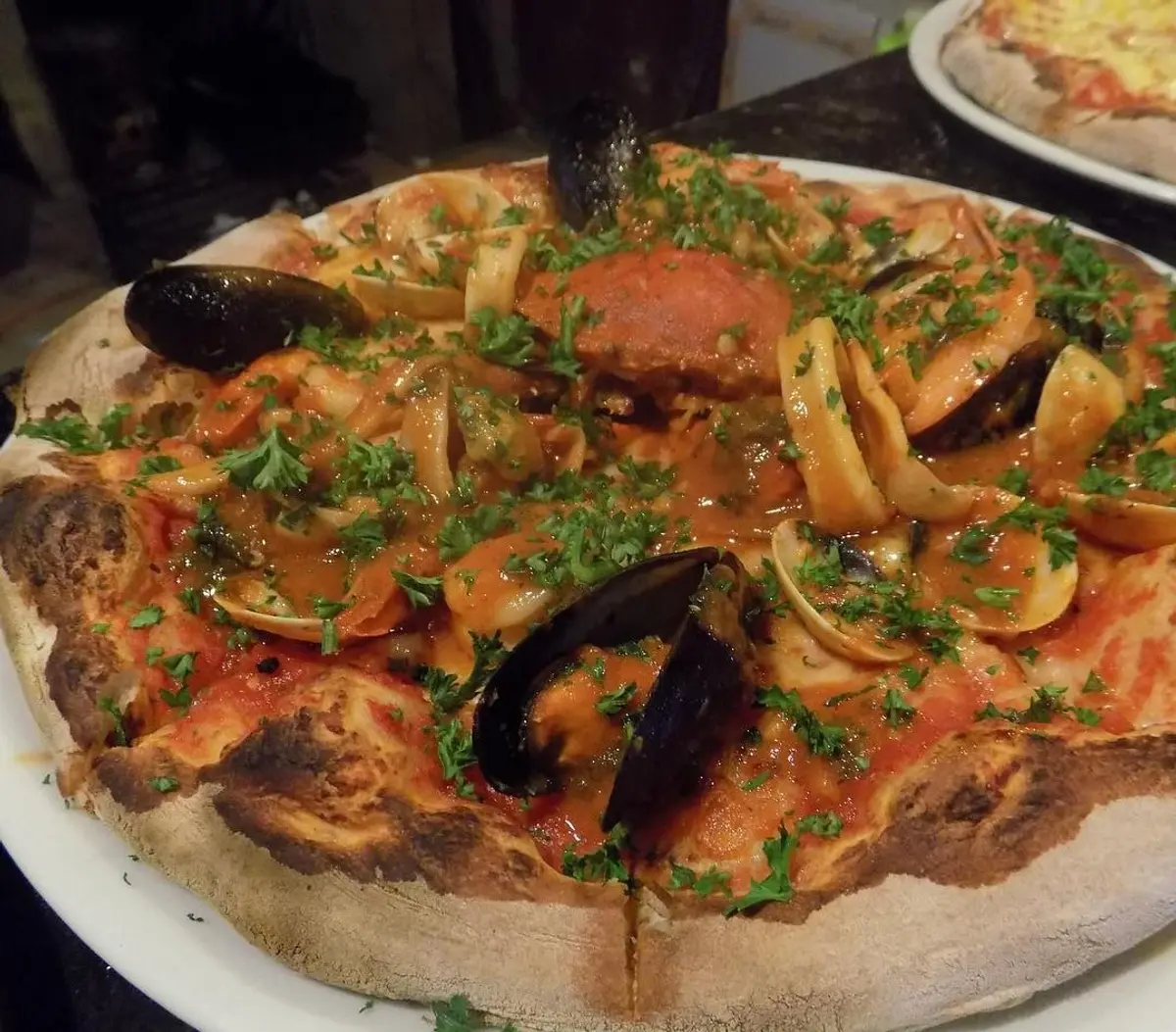 Amancio's Pizza — Pizzería en Playa Jacó, Costa Rica