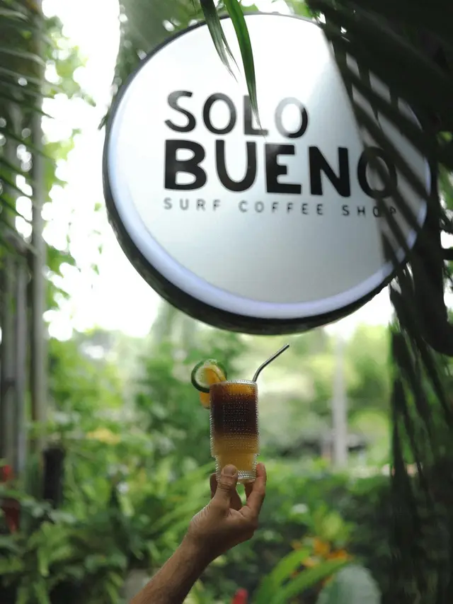 Solo Bueno Surf Coffee Shop