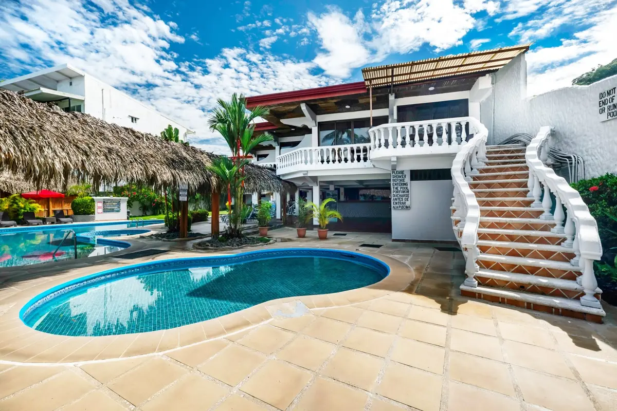 Jaco Laguna Resort & Beach Club — Hotel en Playa Jacó, Costa Rica