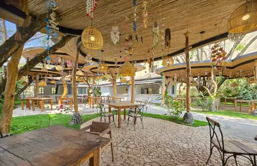 TAWA Indian & Asian Cuisine — Restaurante indio en Playa Jacó, Costa Rica